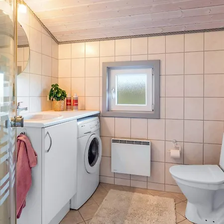 6 Person In Tatil Evi